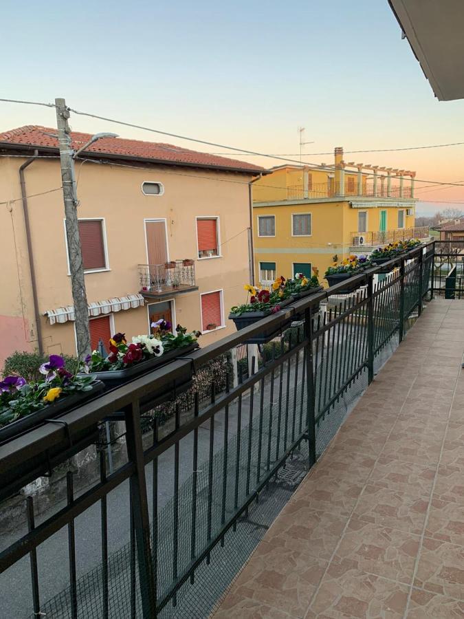 Appartement Franciacorta Flat & Bollicine à Passirano Extérieur photo