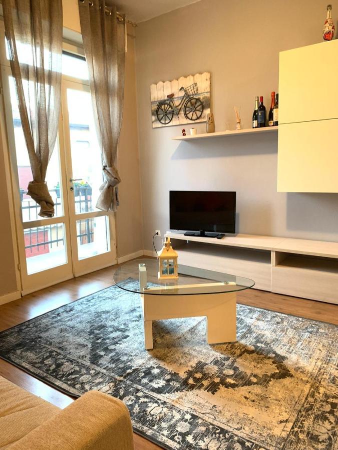 Appartement Franciacorta Flat & Bollicine à Passirano Extérieur photo